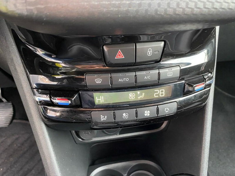 Peugeot 2008 usata a Torino (10)