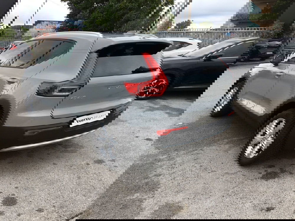 Volvo XC40 usata a Napoli (2)
