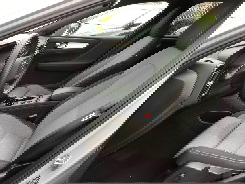 Volvo XC40 usata a Napoli (4)