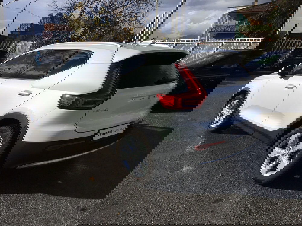 Volvo XC40 usata a Napoli (2)