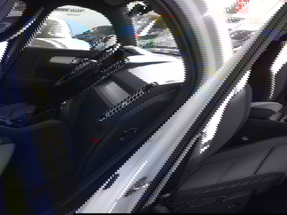 Volvo XC40 usata a Napoli (7)
