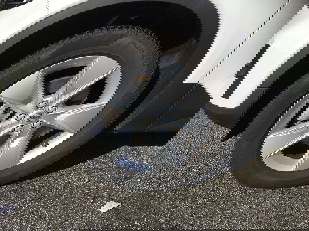 Volvo XC40 usata a Napoli (9)