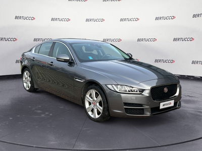Jaguar XE 2.0 D Turbo 180 CV AWD aut. Portfolio del 2019 usata a Verona