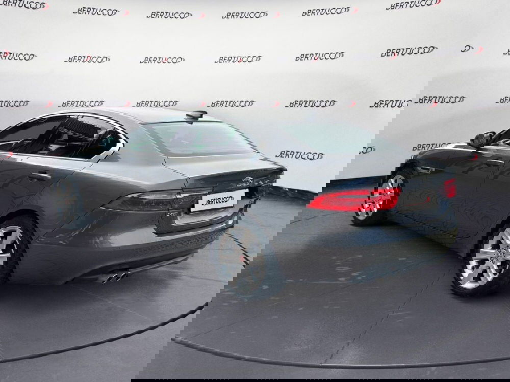 Jaguar XE usata a Verona (4)