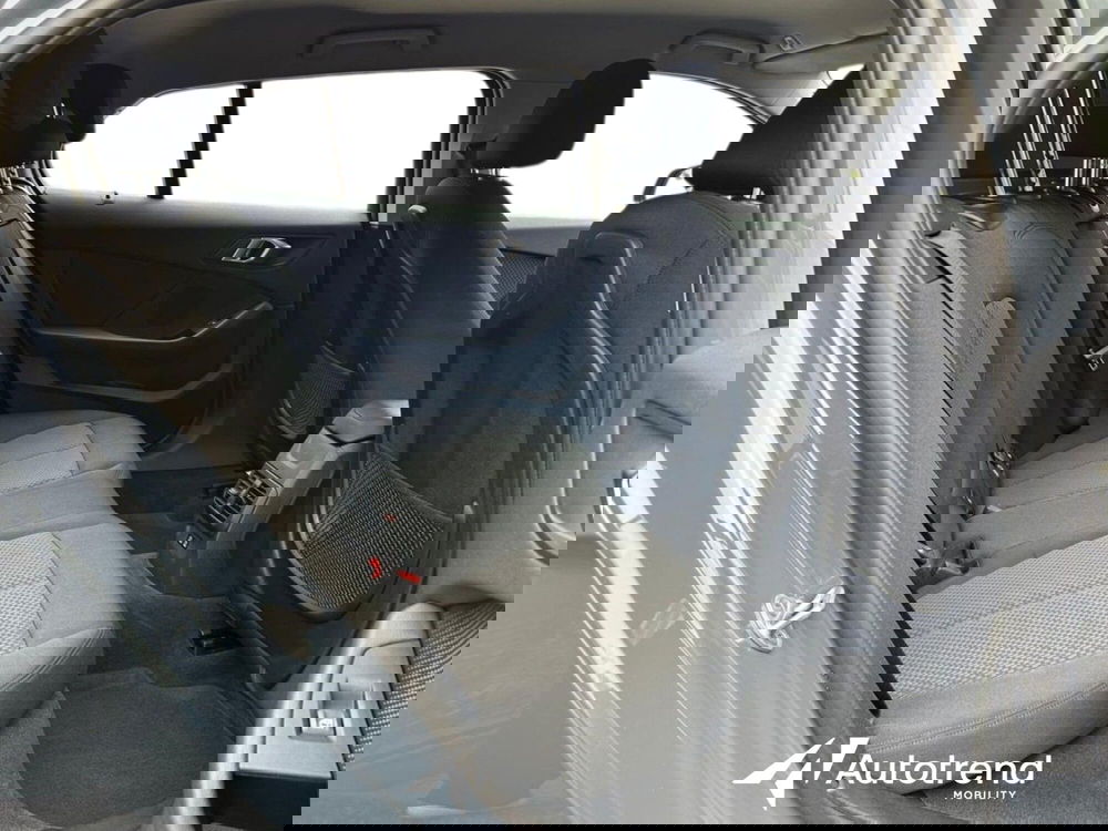 BMW Serie 1 5p. usata a Bari (17)