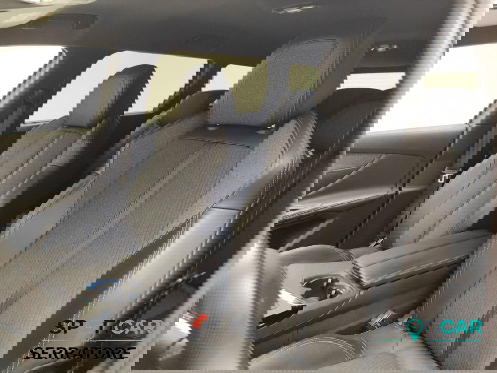 Peugeot 5008 usata a Como (12)