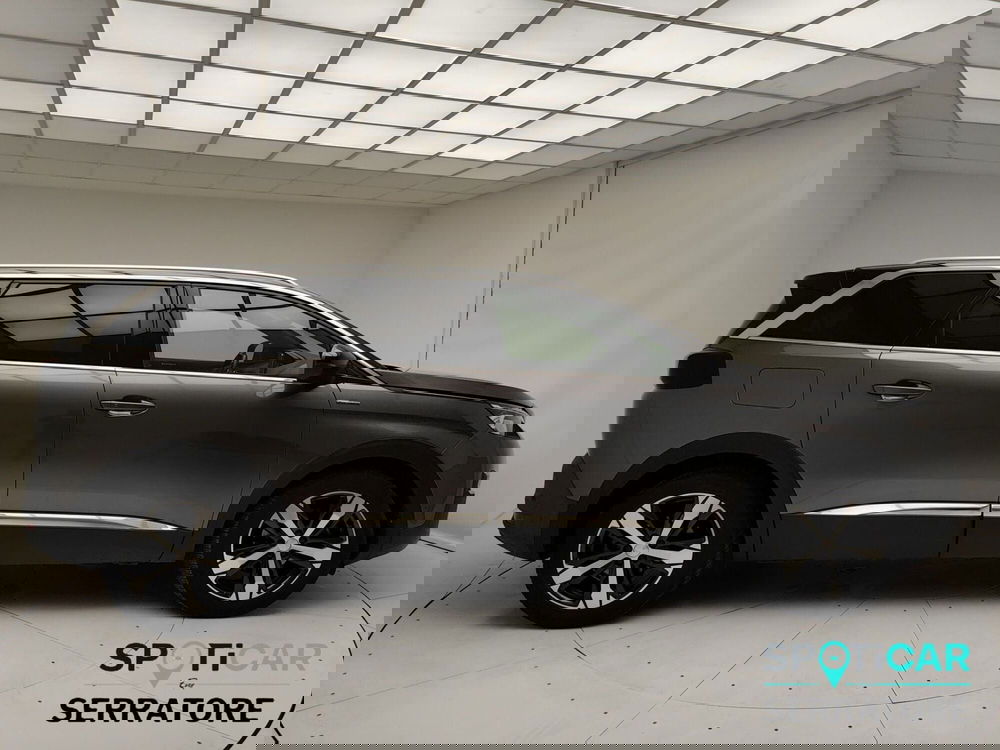 Peugeot 5008 usata a Como (20)