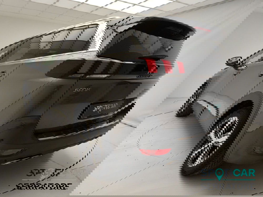 Peugeot 5008 usata a Como (4)