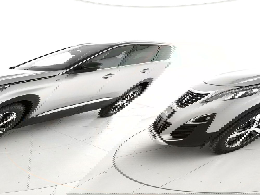 Peugeot 5008 usata a Caserta