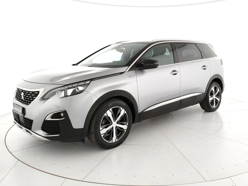 Peugeot 5008 usata a Caserta