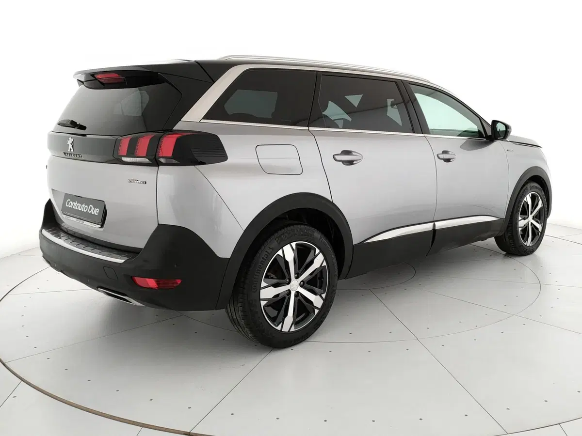 Peugeot 5008 usata a Caserta (12)