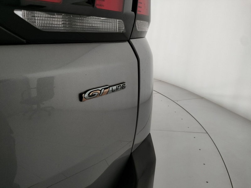 Peugeot 5008 usata a Caserta (13)