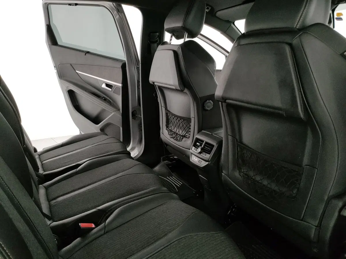 Peugeot 5008 usata a Caserta (14)