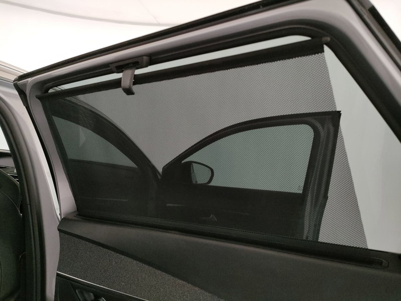 Peugeot 5008 usata a Caserta (16)