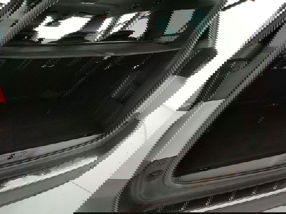 Peugeot 5008 usata a Caserta (9)
