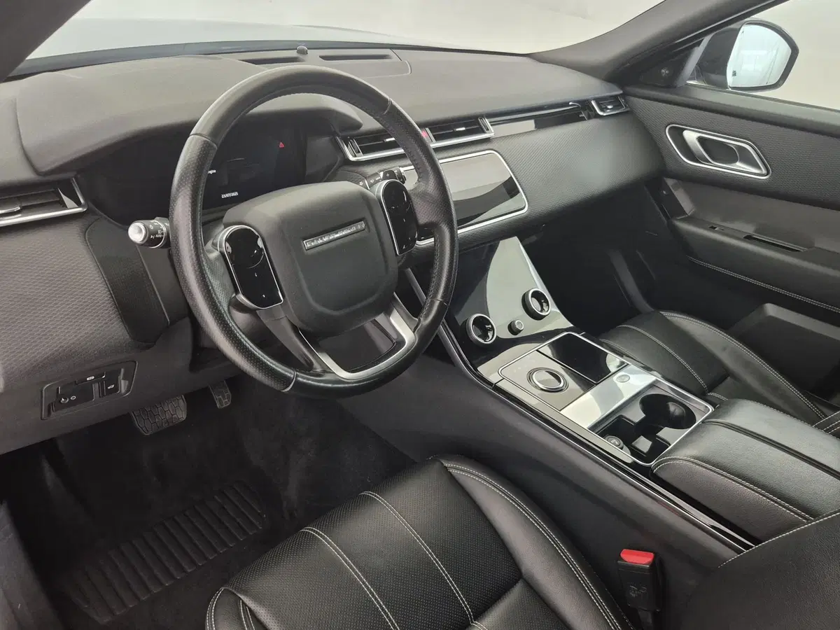 Land Rover Range Rover Velar usata a Torino (17)