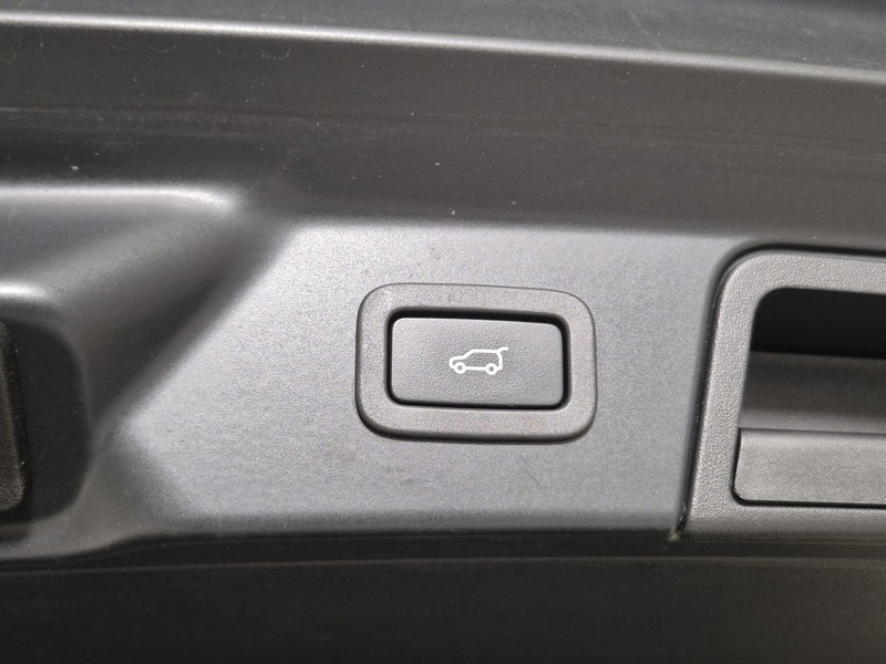 Land Rover Range Rover Velar usata a Torino (19)