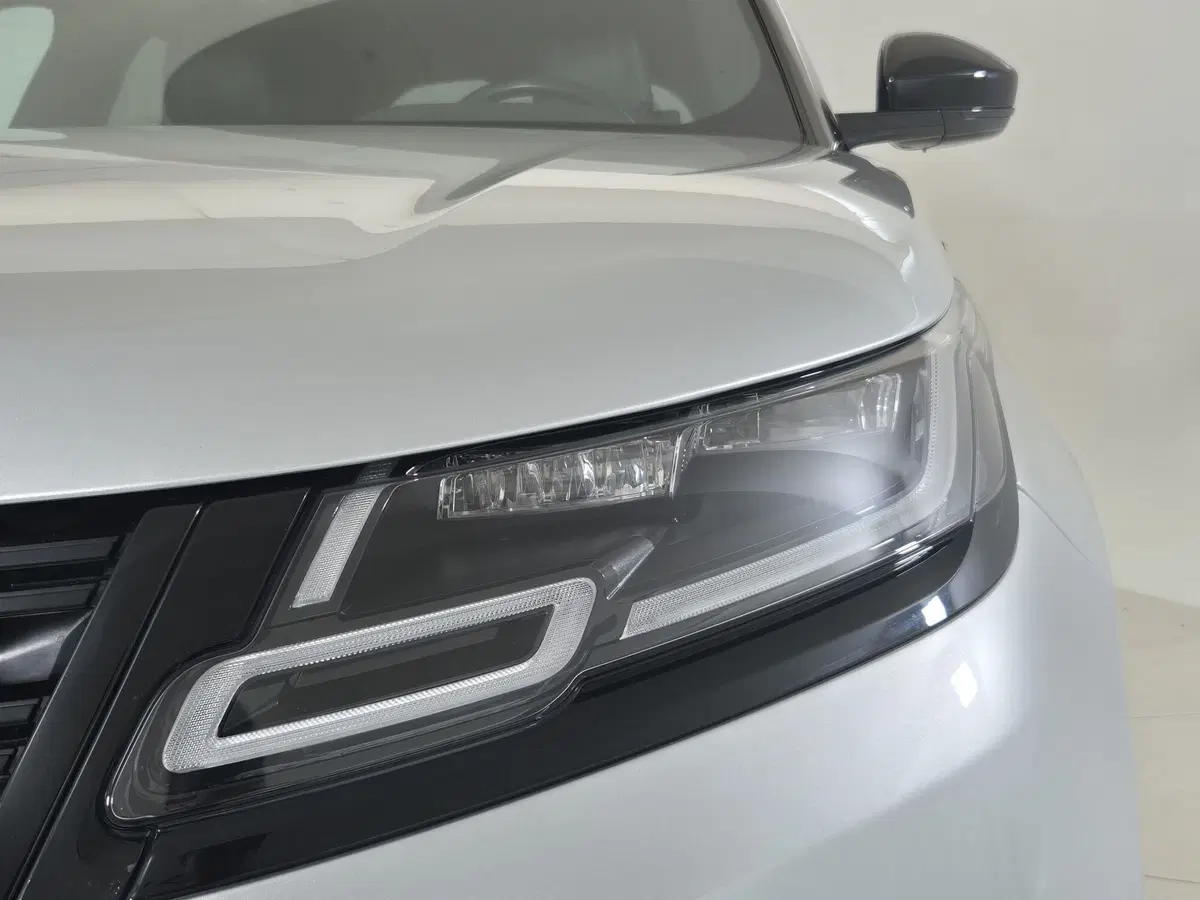 Land Rover Range Rover Velar usata a Torino (20)