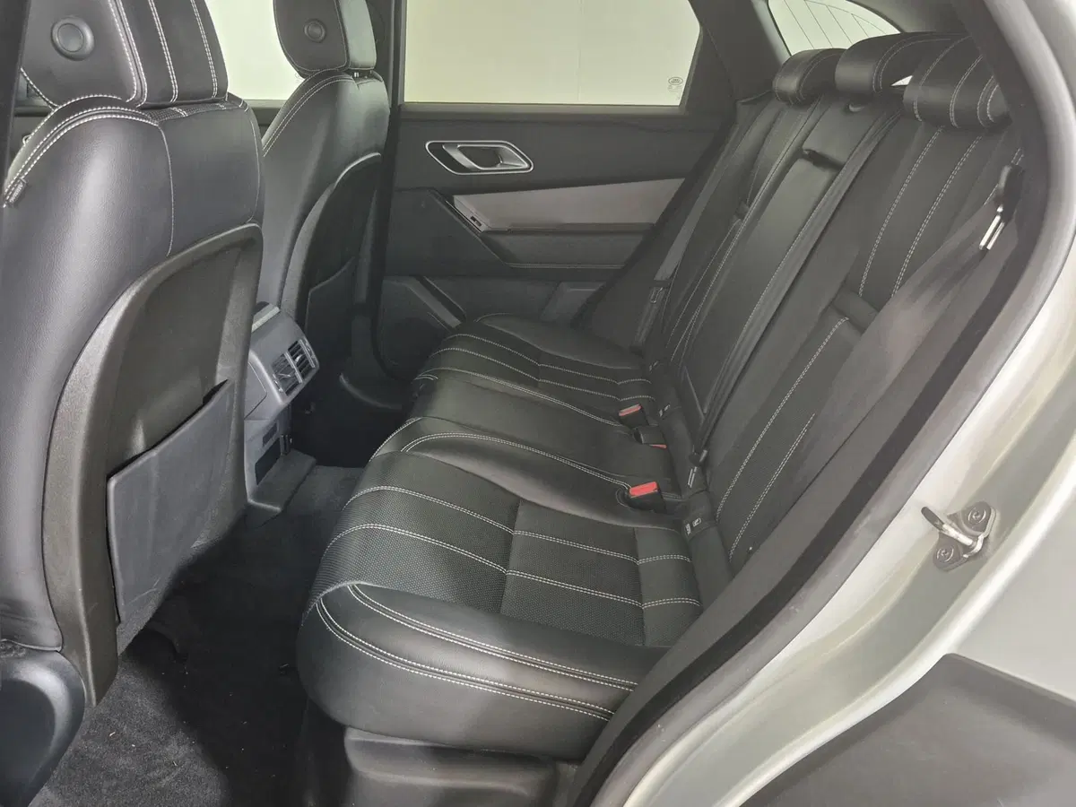 Land Rover Range Rover Velar usata a Torino (5)