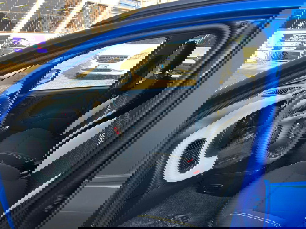 Fiat Panda Cross usata a Milano (13)