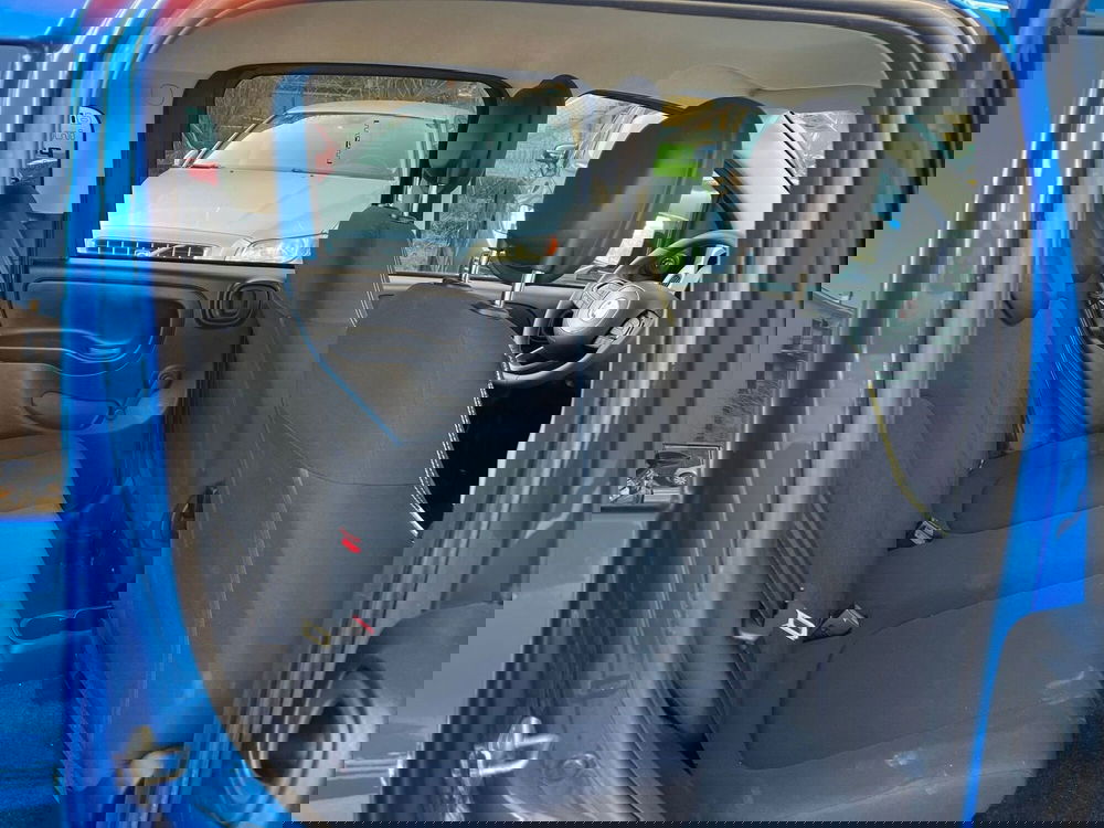 Fiat Panda Cross usata a Milano (16)