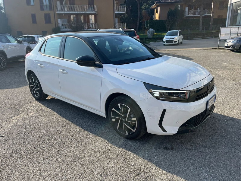 Opel Corsa-e usata a Milano (3)