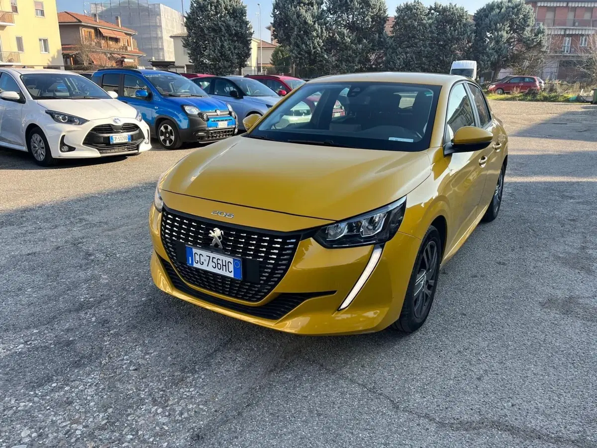 Peugeot 208 usata a Milano
