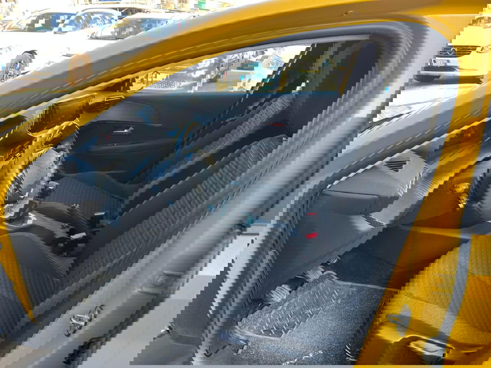 Peugeot 208 usata a Milano (13)