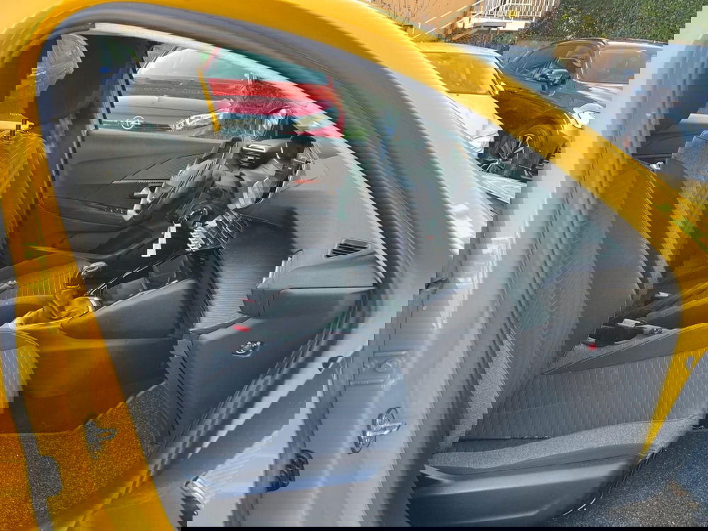 Peugeot 208 usata a Milano (14)