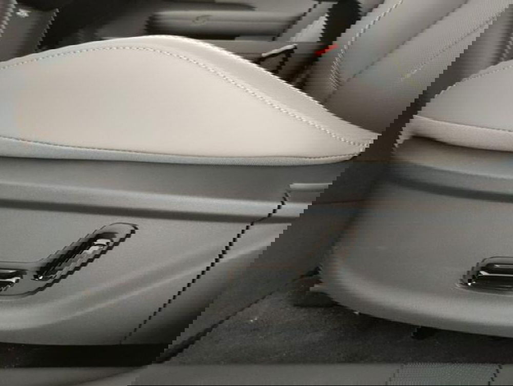 Lynk & Co 02 nuova a Modena (16)