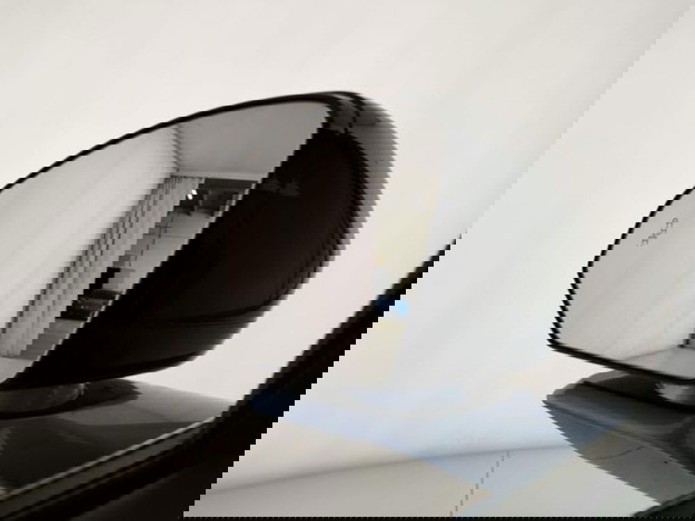 Lynk & Co 02 nuova a Modena (15)