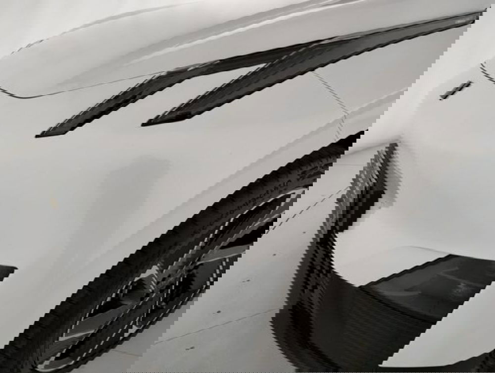 Lynk & Co 02 nuova a Modena (11)