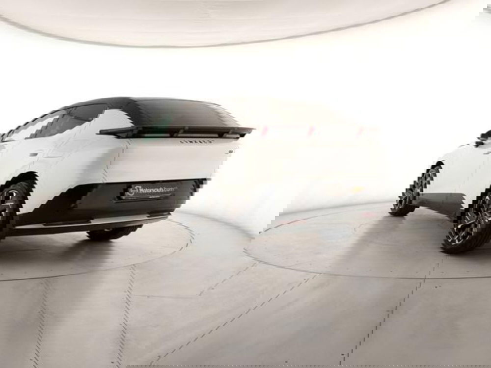 Lynk & Co 02 nuova a Modena (3)