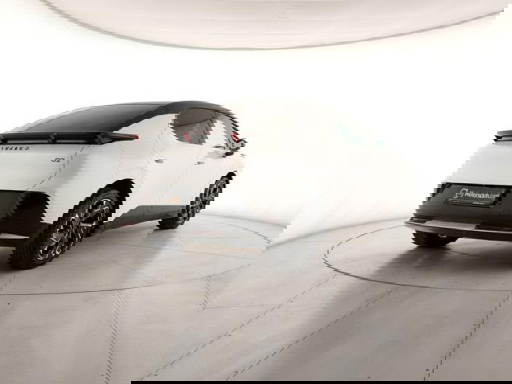 Lynk & Co 02 nuova a Modena (5)