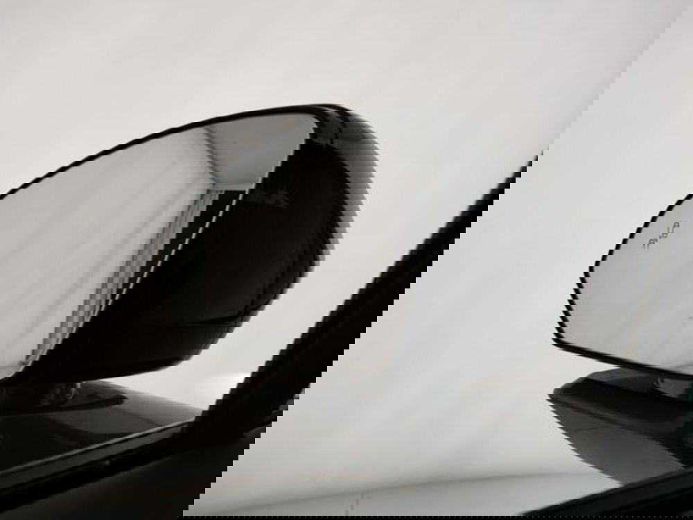 Lynk & Co 02 nuova a Modena (13)