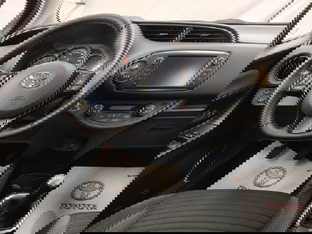 Toyota Yaris usata a Roma (10)