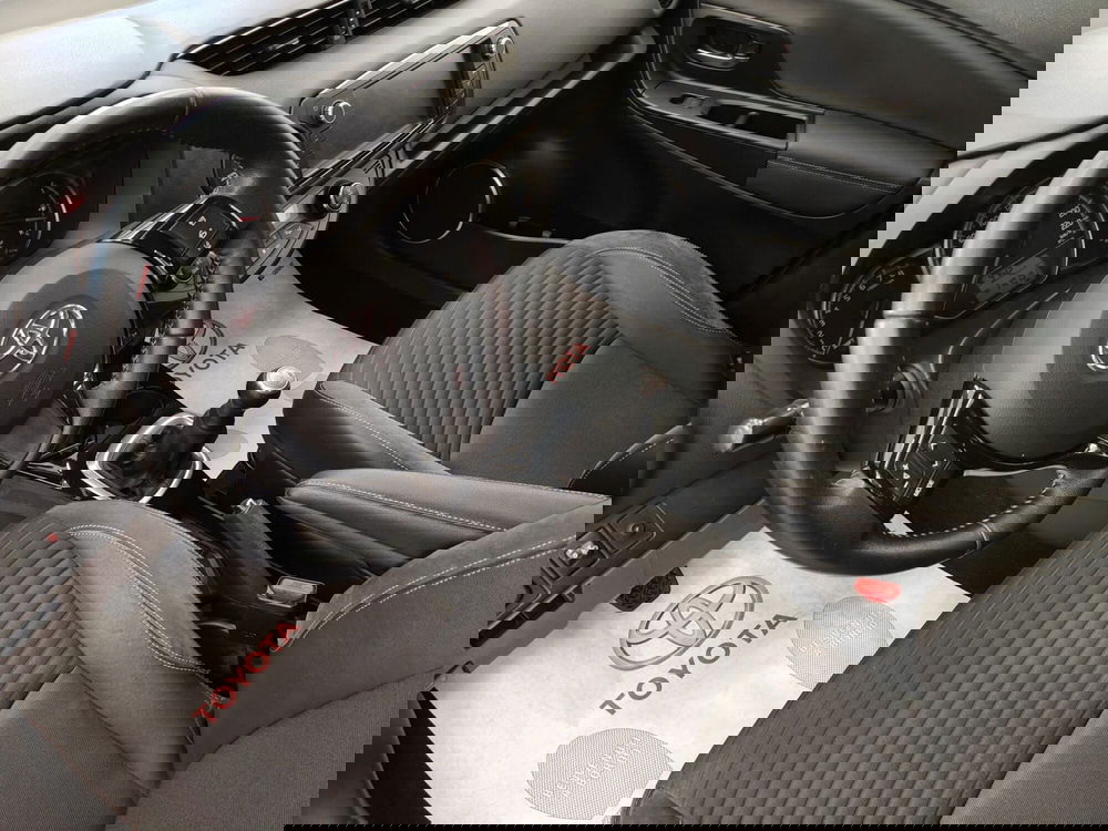 Toyota Yaris usata a Roma (12)