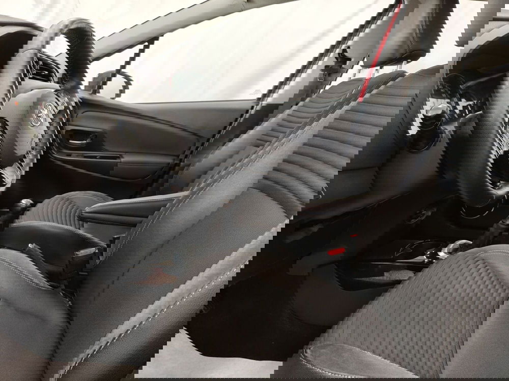 Toyota Yaris usata a Roma (14)