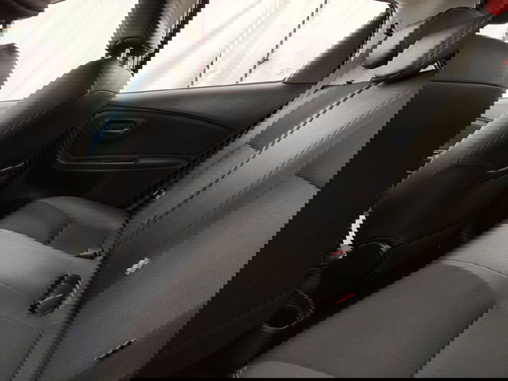 Toyota Yaris usata a Roma (15)