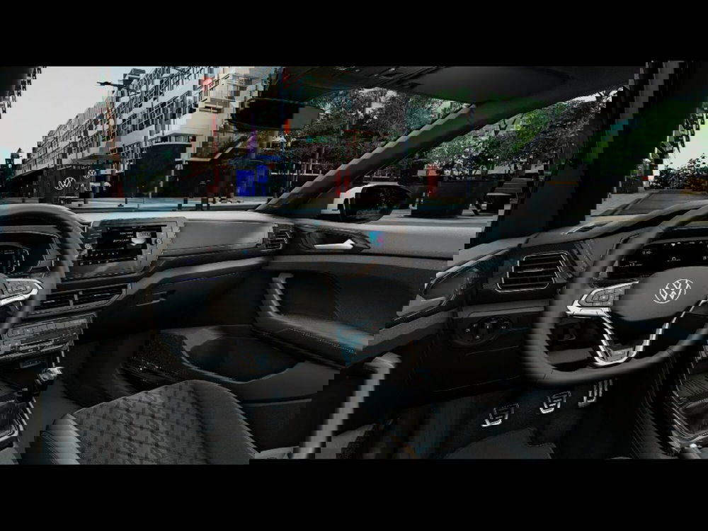 Volkswagen T-Cross nuova a Livorno (6)