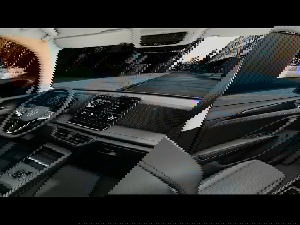 Volkswagen Tiguan nuova a Livorno (7)