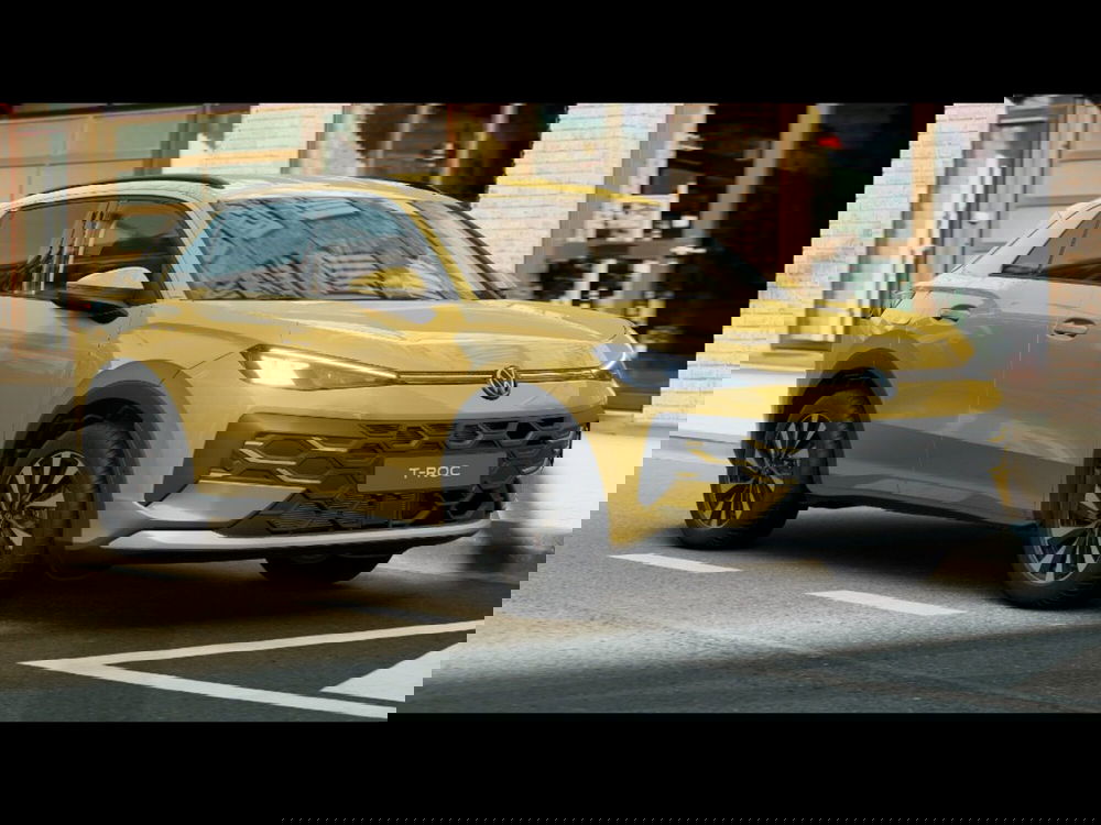 Volkswagen T-Roc nuova a Livorno