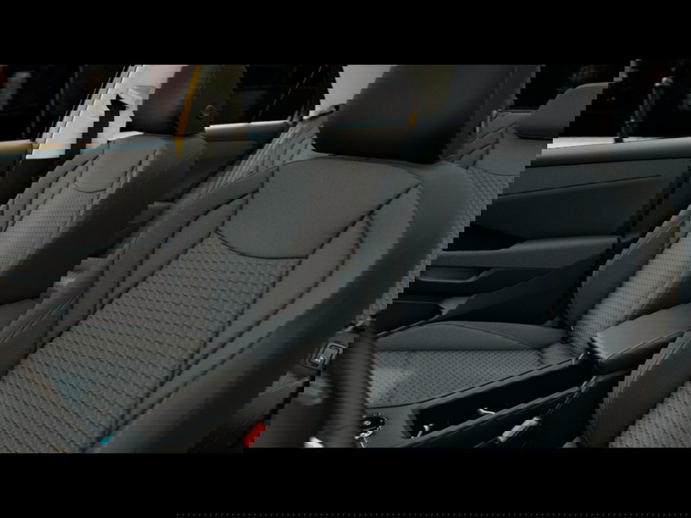 Volkswagen T-Roc nuova a Livorno (8)