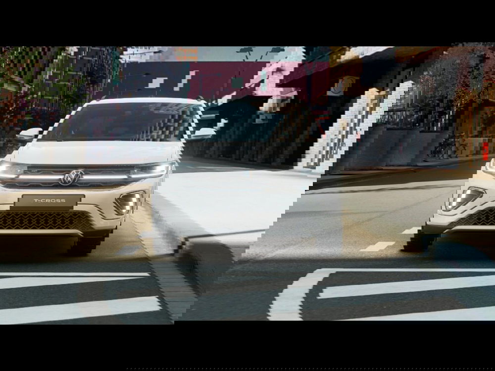 Volkswagen T-Cross nuova a Livorno (5)