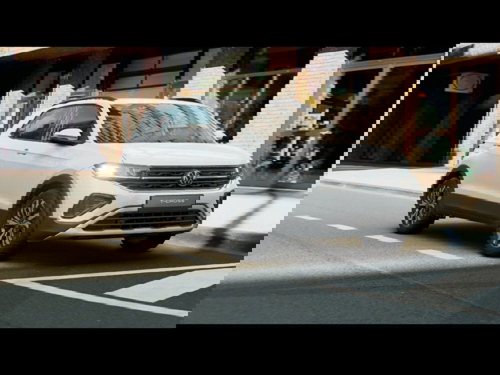 Volkswagen T-Cross nuova a Livorno (4)