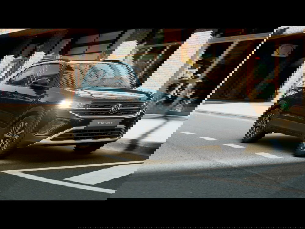 Volkswagen T-Cross nuova a Livorno (4)