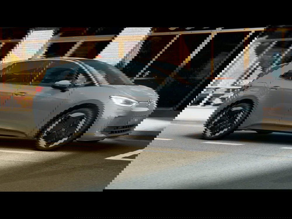 Volkswagen ID.3 nuova a Livorno (3)