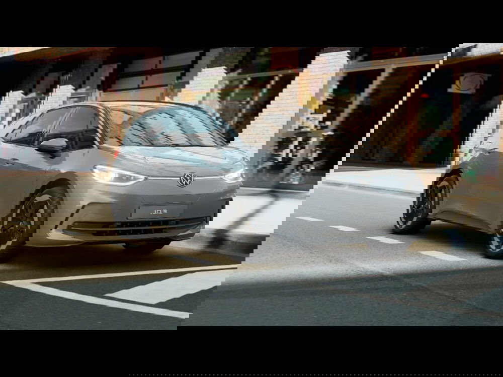 Volkswagen ID.3 nuova a Livorno (4)
