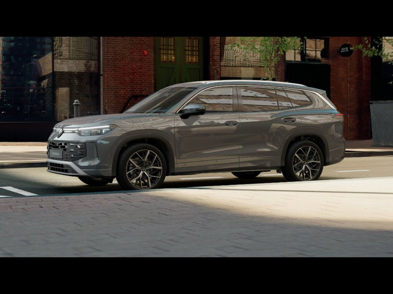 Volkswagen Tayron nuova a Livorno (2)