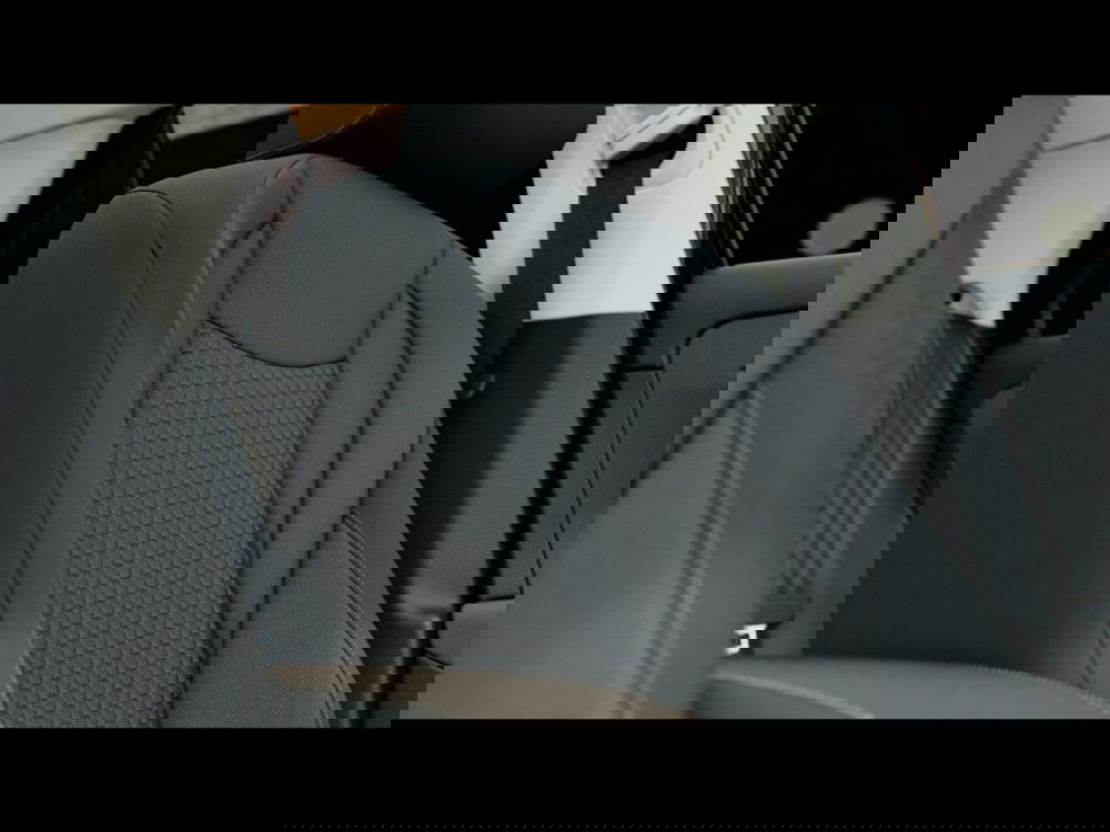 Volkswagen T-Roc nuova a Livorno (7)